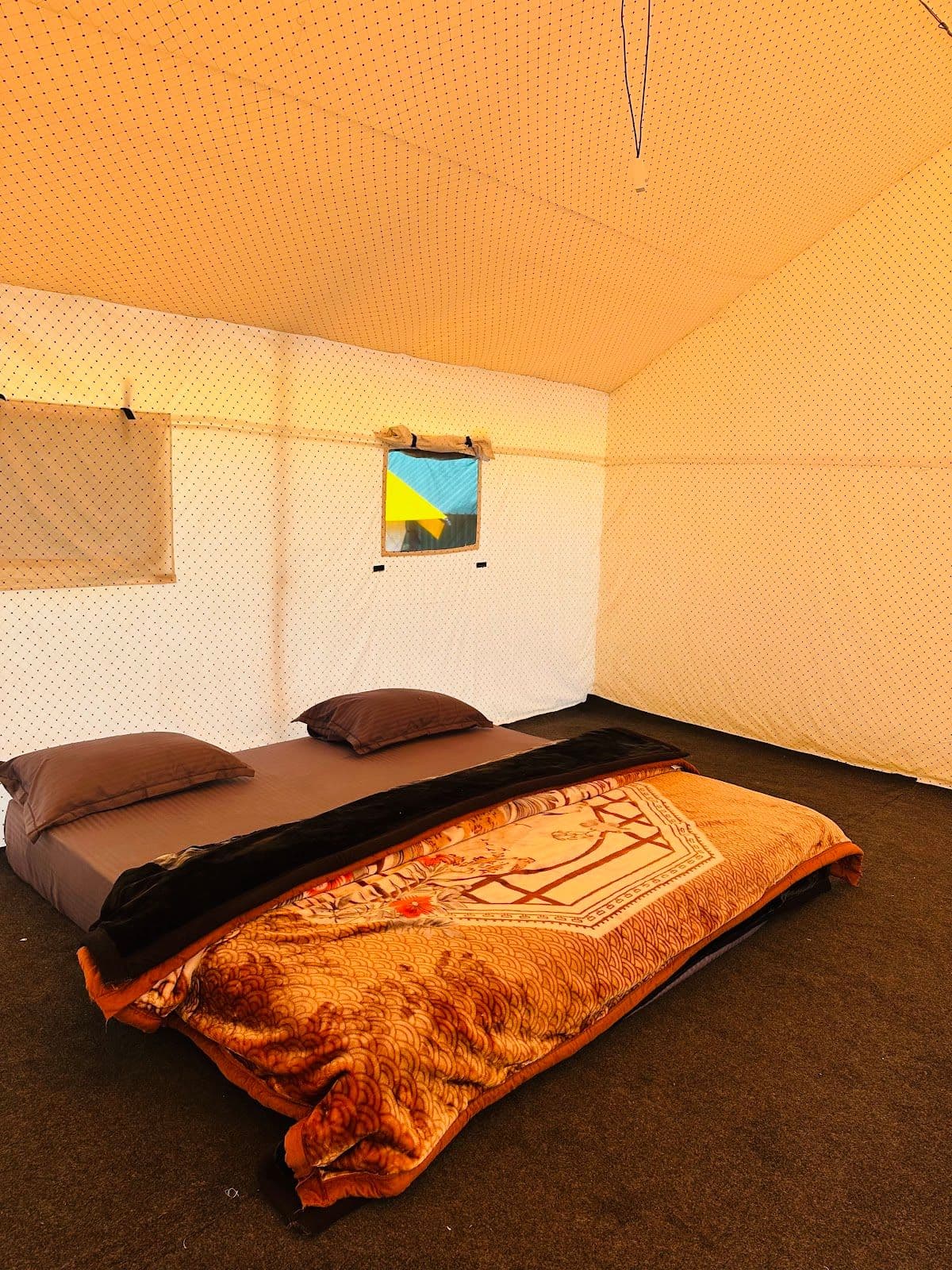 Villa w/ Bonfire & Mountain Views, HP in next to Gazebo River Side Camps 2