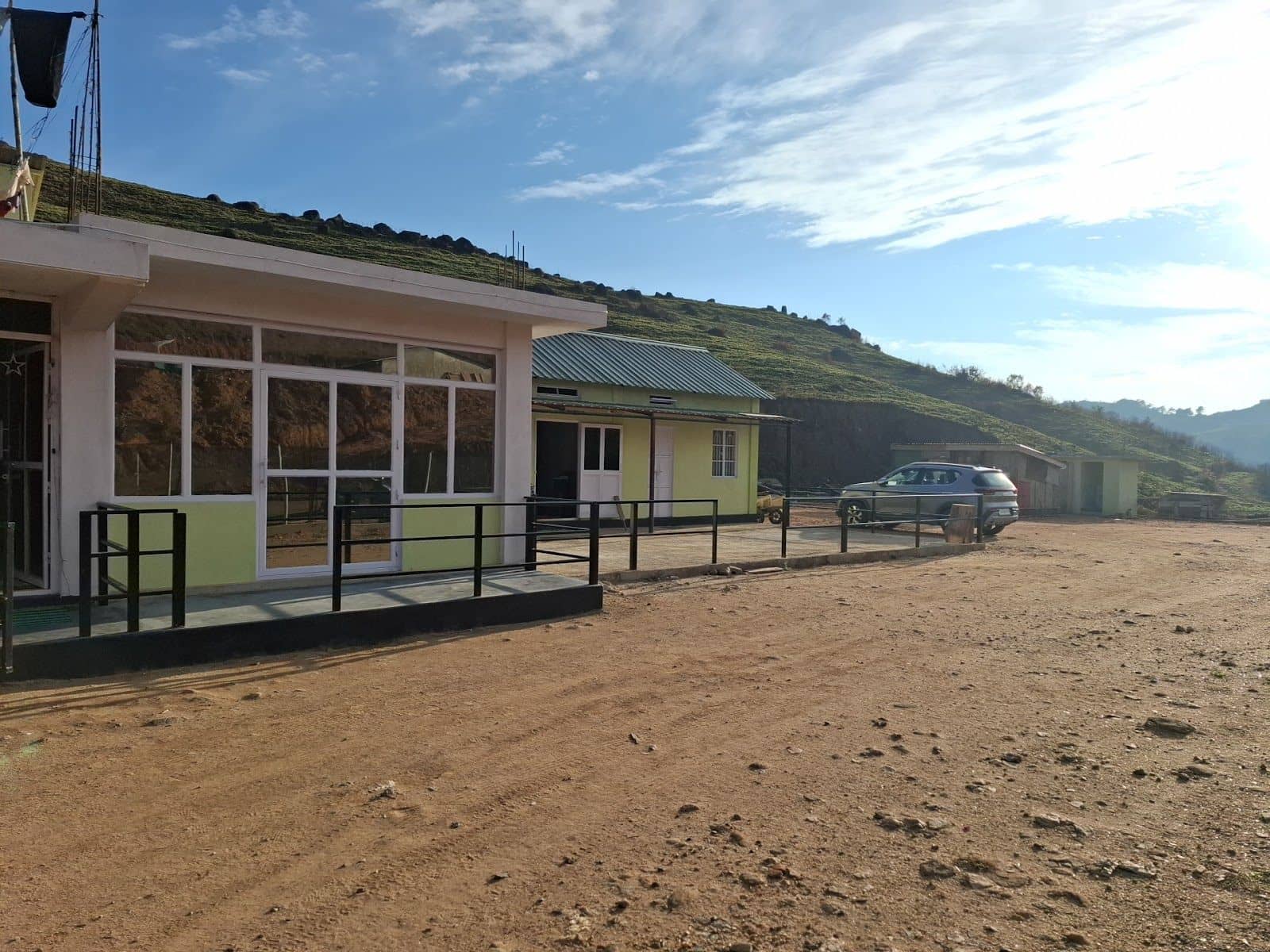 Isolated Homestay w/ Guide Host & Meals, ME - Mawlynnong photo 4