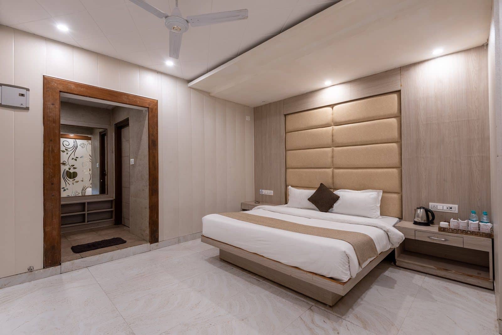 Uphill Homestay w/ Valley Views & Meals, UK - Uttarakhand Mussoorie photo 3