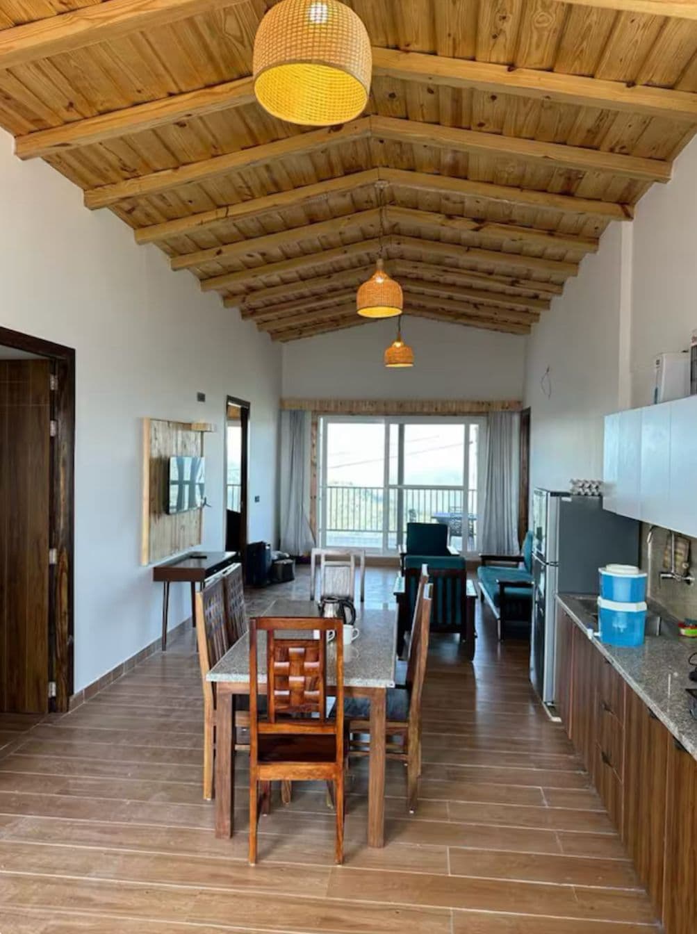 3BR w/ Mountain Views, Uttarakhand in Mukteshwar, Uttarakhand 5