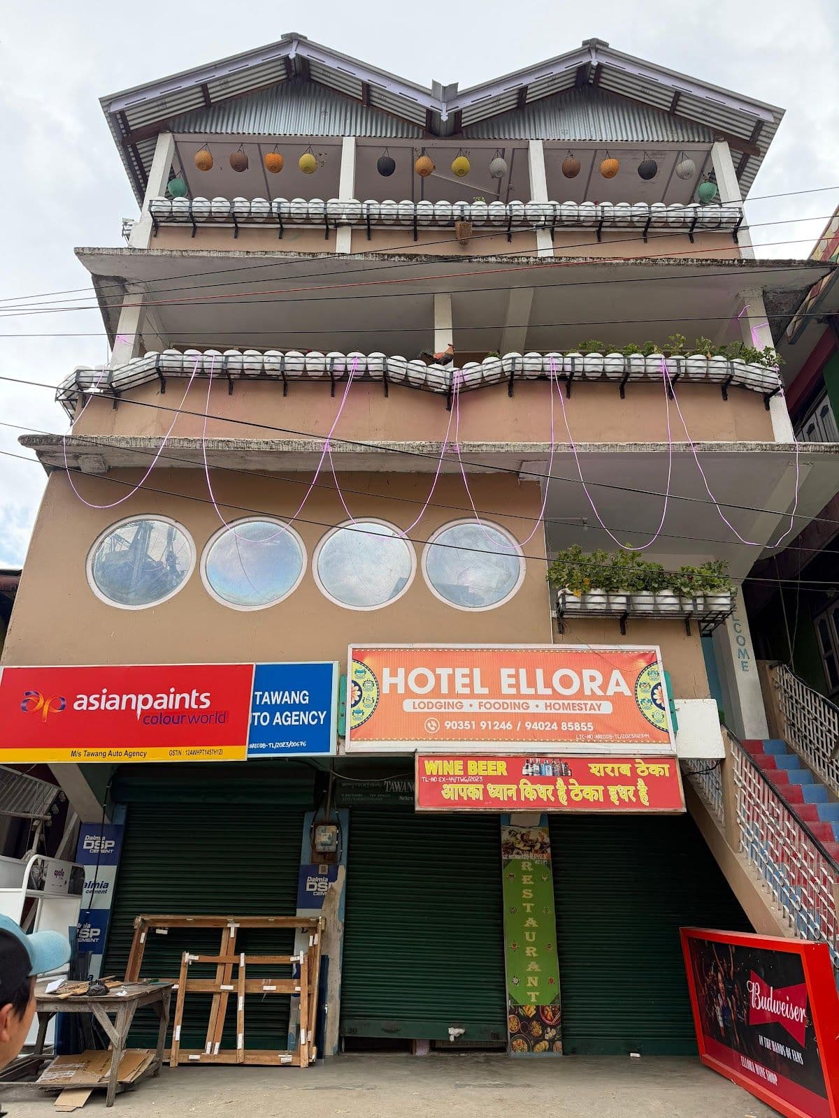 Memorable Backpacker Stay: Friendly Hosts, Clean in Tawang 1