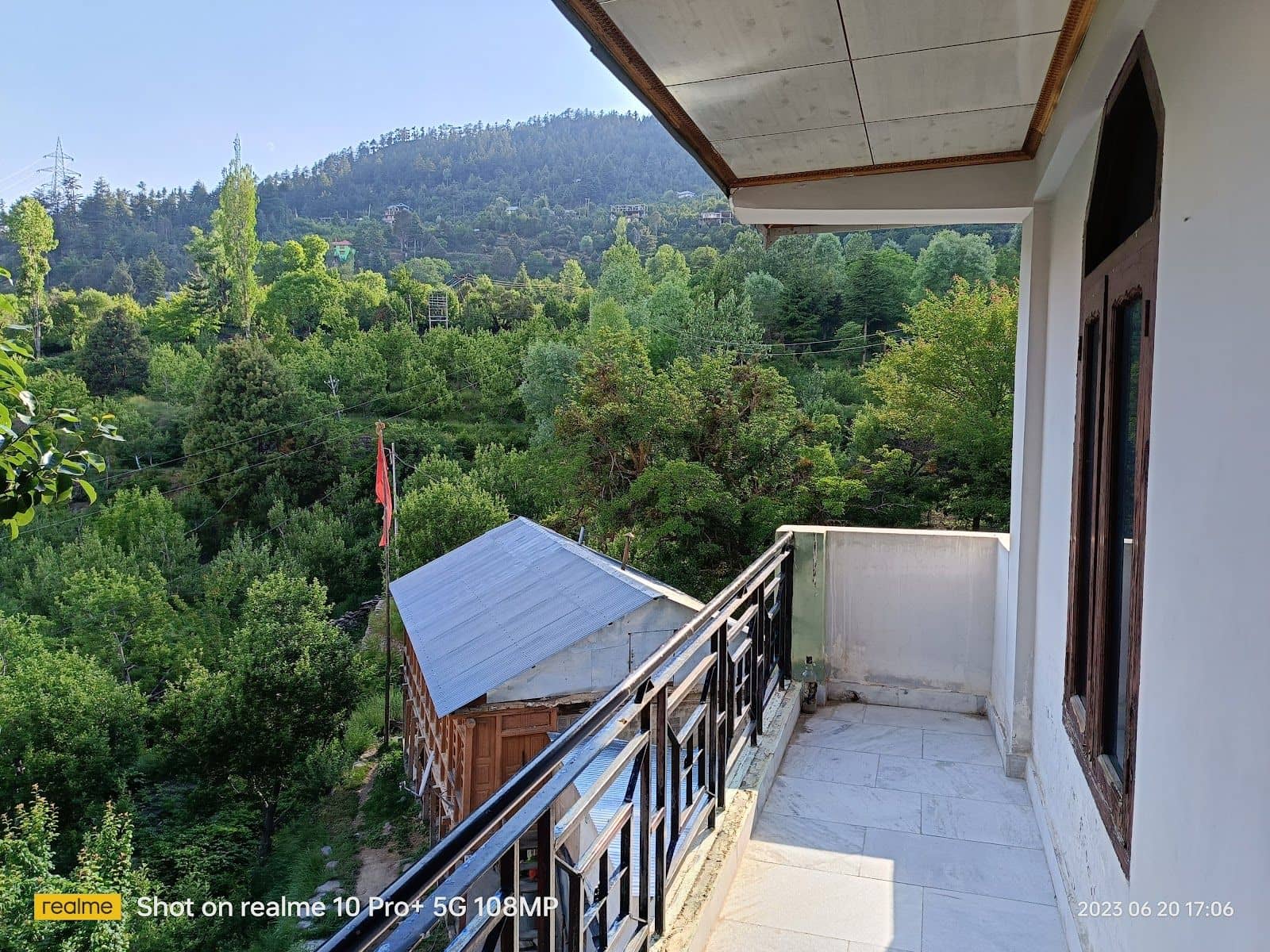 Orchard Homestay w/ Kailash Views & Meals, HP - Himachal Pradesh