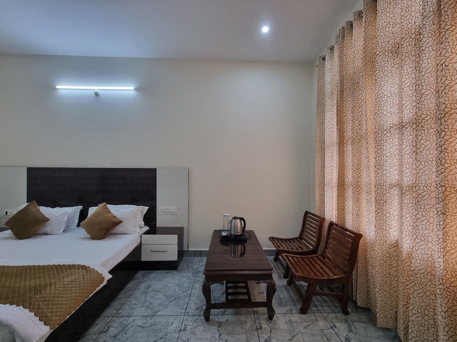 Homestay w/ Pir Panjal Views & Home Meals, HP in Dalhousie, HP 2