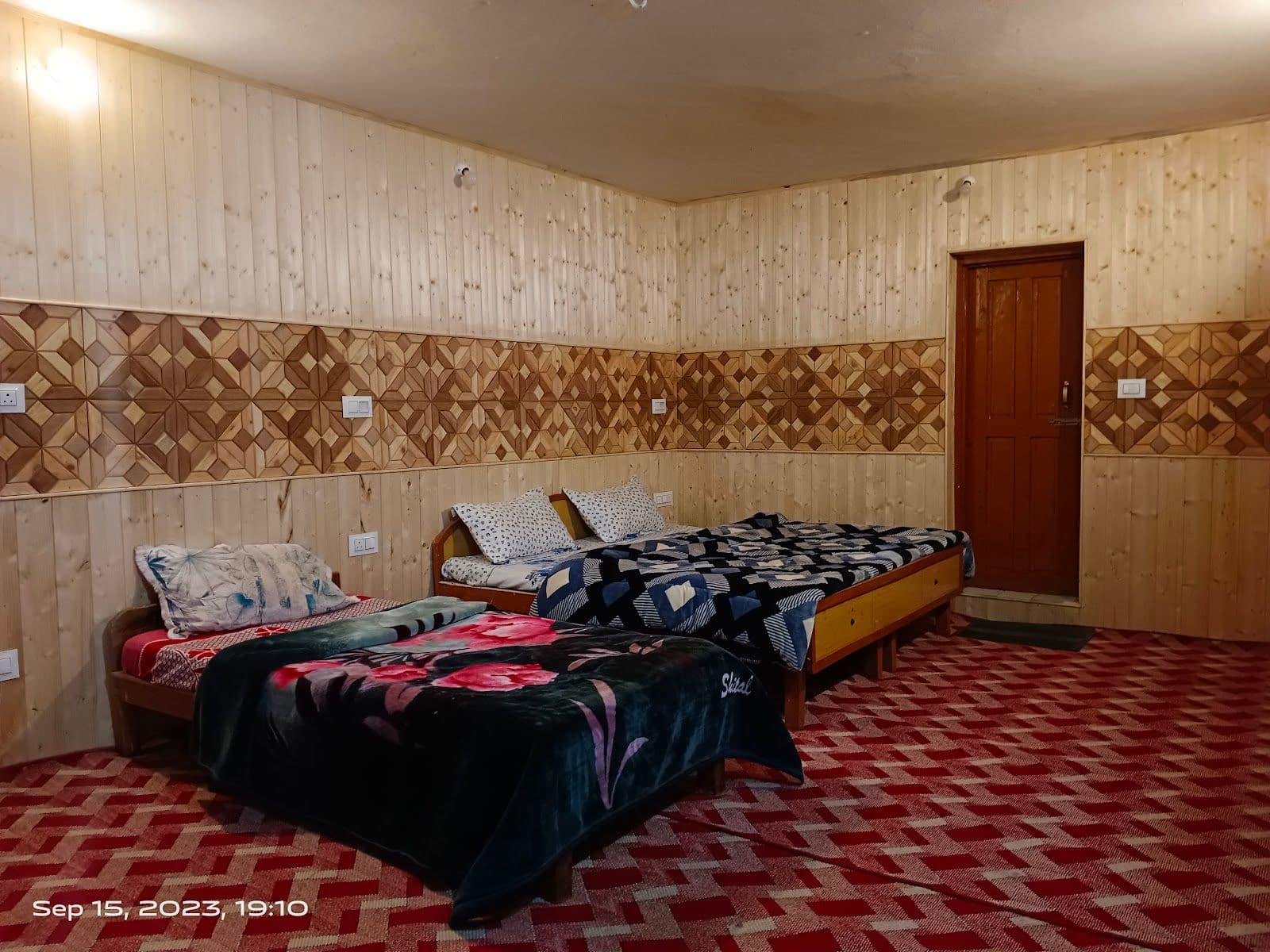 Clean Rooms Homestay w/ WiFi & TVs, Jammu in Pahalgam, Jammu & Kashmir 8