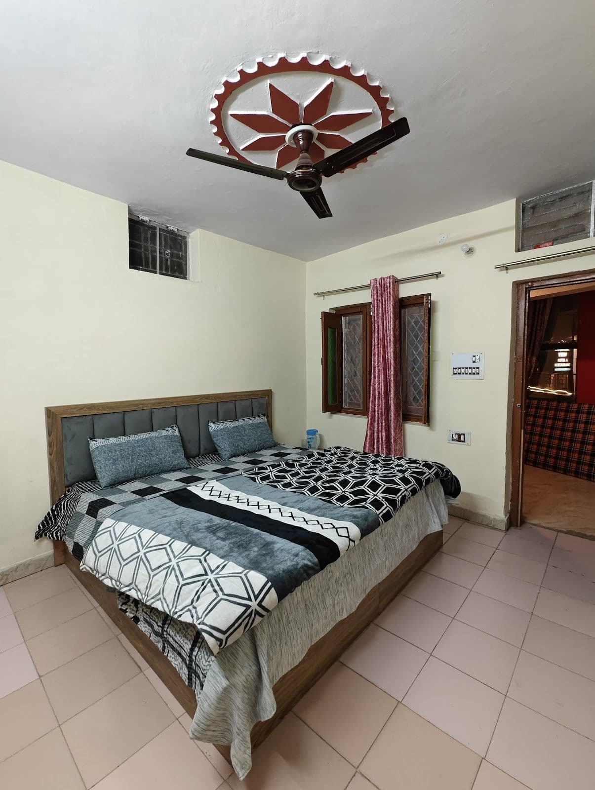 Mountain Homestay w/ Home Cooked Meals in Sari, Uttarakhand 2