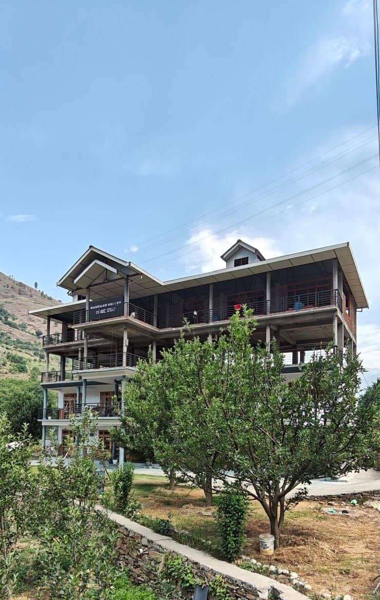 Apple Farm Homestay w/ Cultural Experience, HP - Rohru, HP