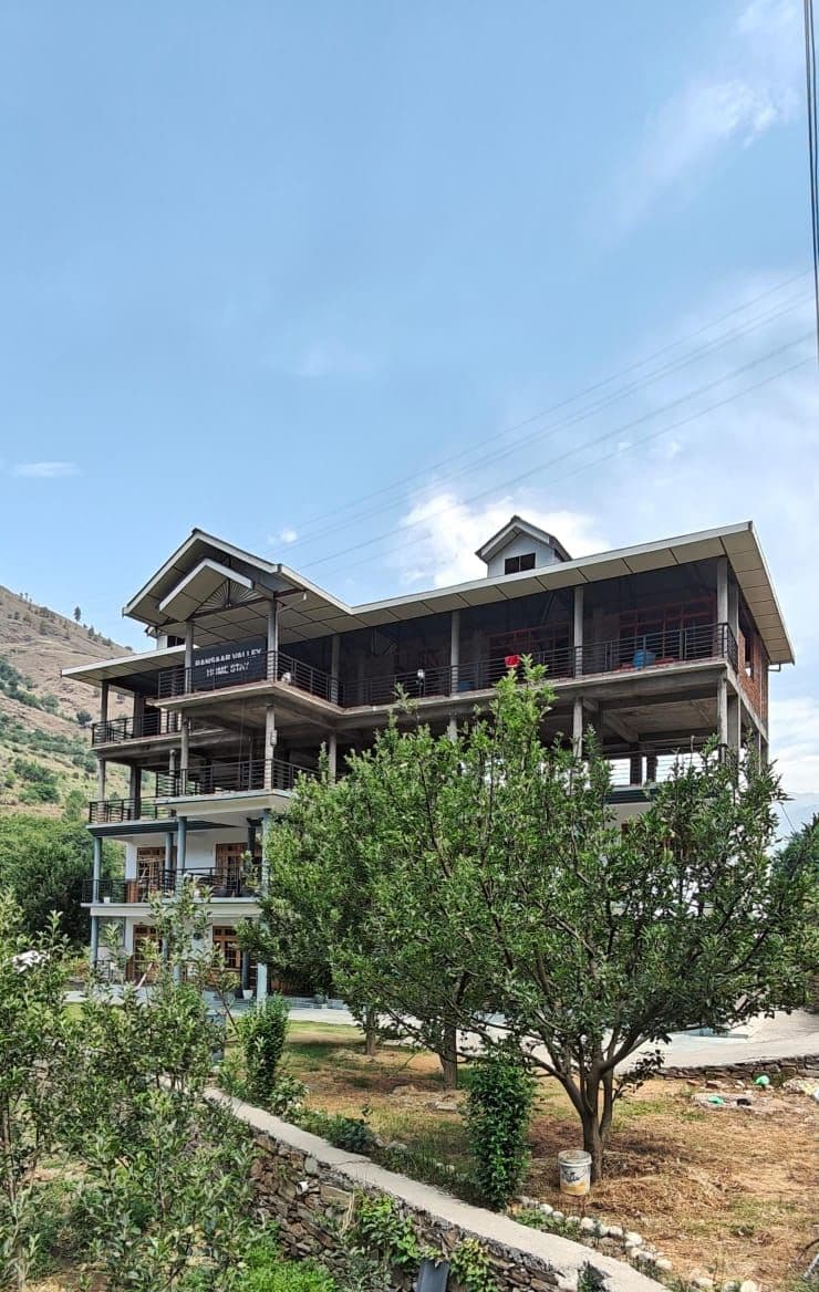 Apple Farm Homestay w/ Cultural Experience, HP in Rohru, HP 1