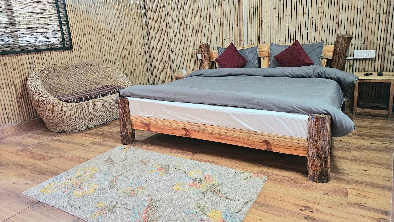 Hilltop Cottages w/ 360 Views & Trails, HP in Chail, HP 2