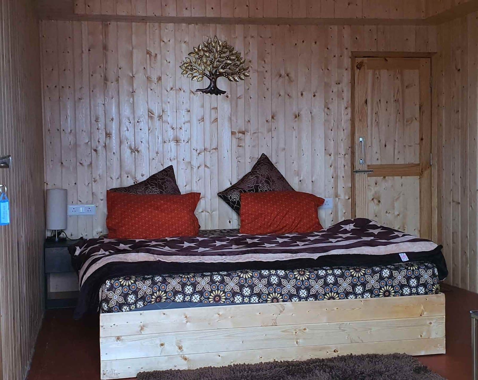 Mountain w/ Trek Access & Meals, HP in Kareri Khas, HP 2