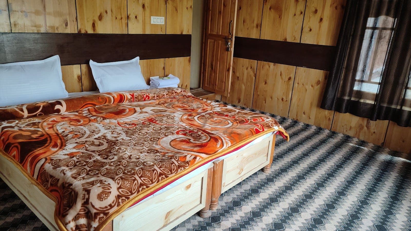 Zanskar Valley Homestay, 360 Mountain Views in Zanskar, Ladakh 2