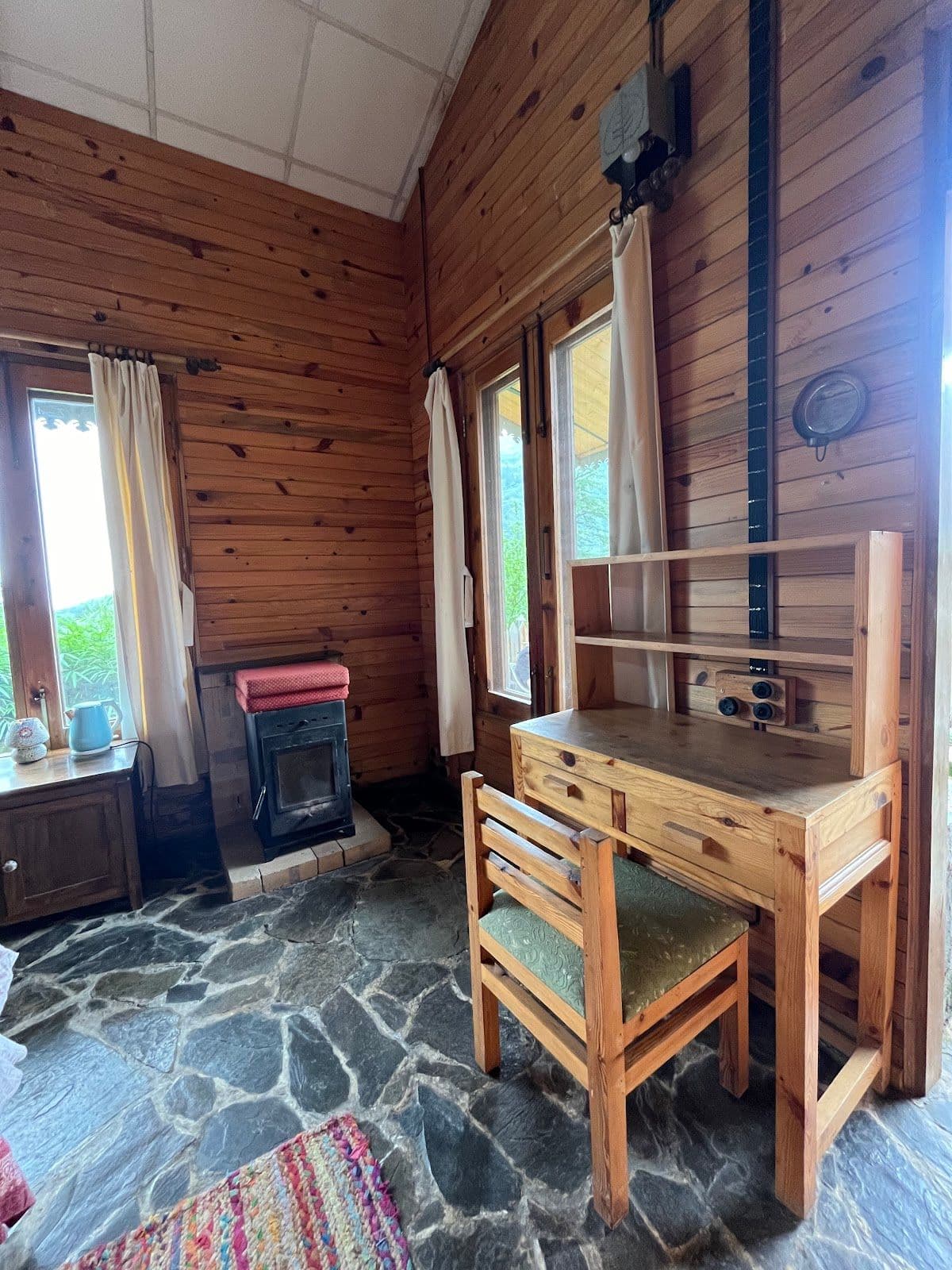 Log Hut & Cottages w/ Mountain Views, UK in Uttarakhand 8