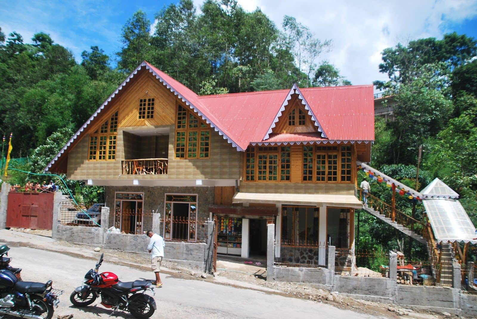 Riverside paradise and Pool sanctuary - Mirik