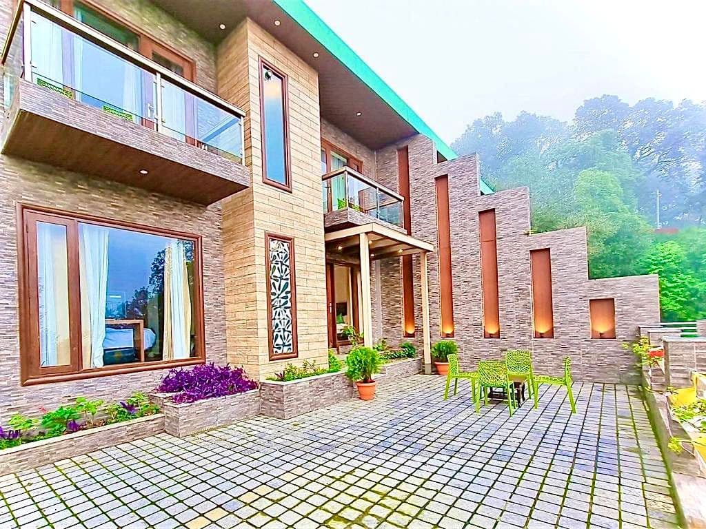 Spacious Villa w/ Views & Home Meals, Uttarakhand in Uttarakhand, Mussoorie 1