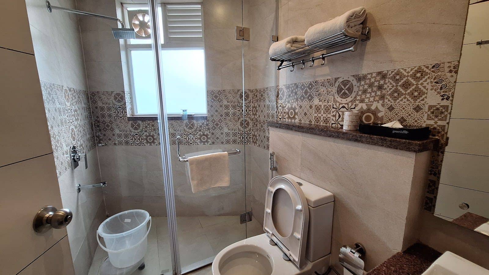 Mountain View Homestay w/ Lab Dogs, UT - Uttarakhand photo 4