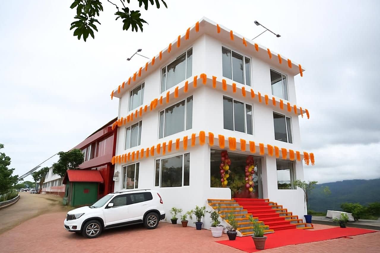 Viewpoint Bungalow w/ Delicious Food, Assam - Assam, Haflong