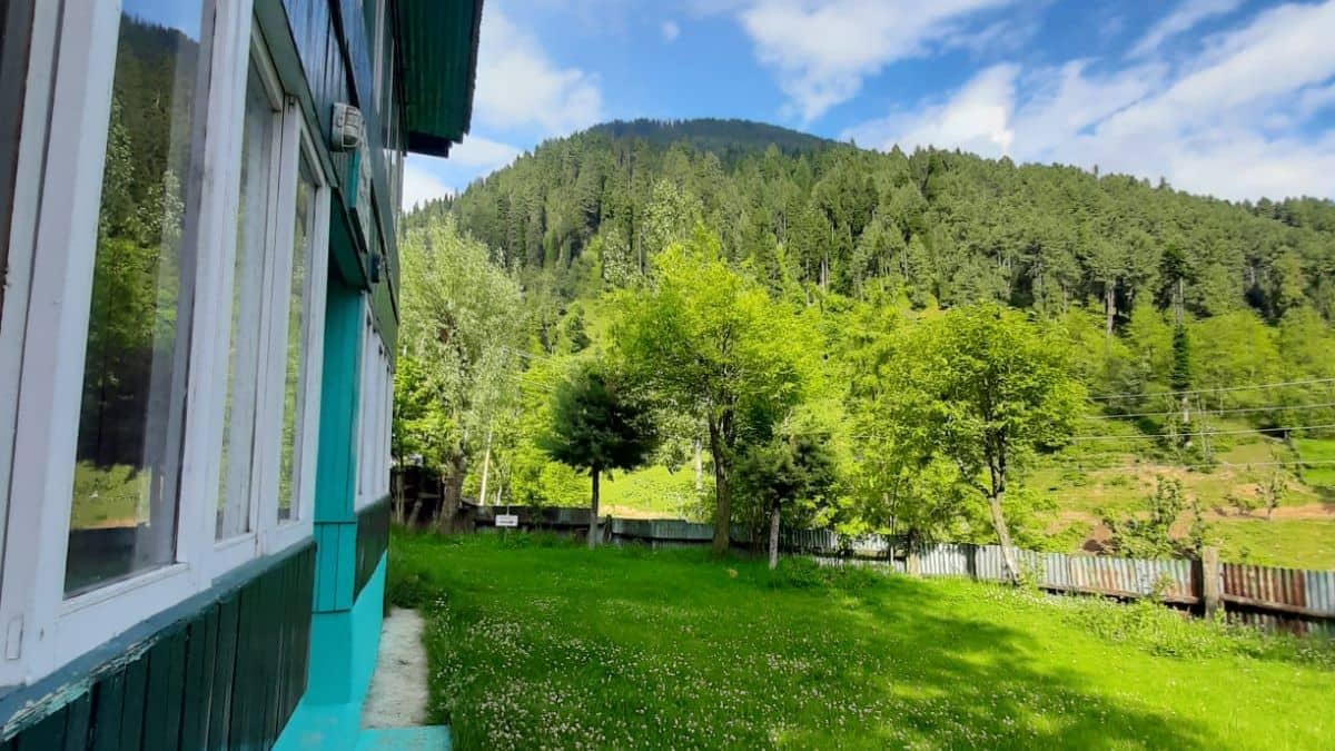 Homestay by Lidder River w/ Home Meals, J&K - Jammu and Kashmir