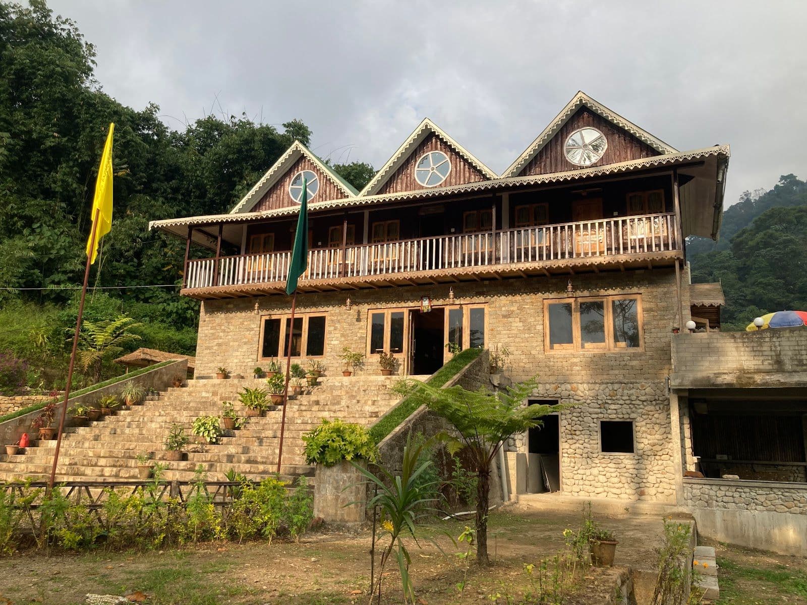 5BR Resort By Riverside In Tea Estate w/ yummeals in Kalej, Bengal 1