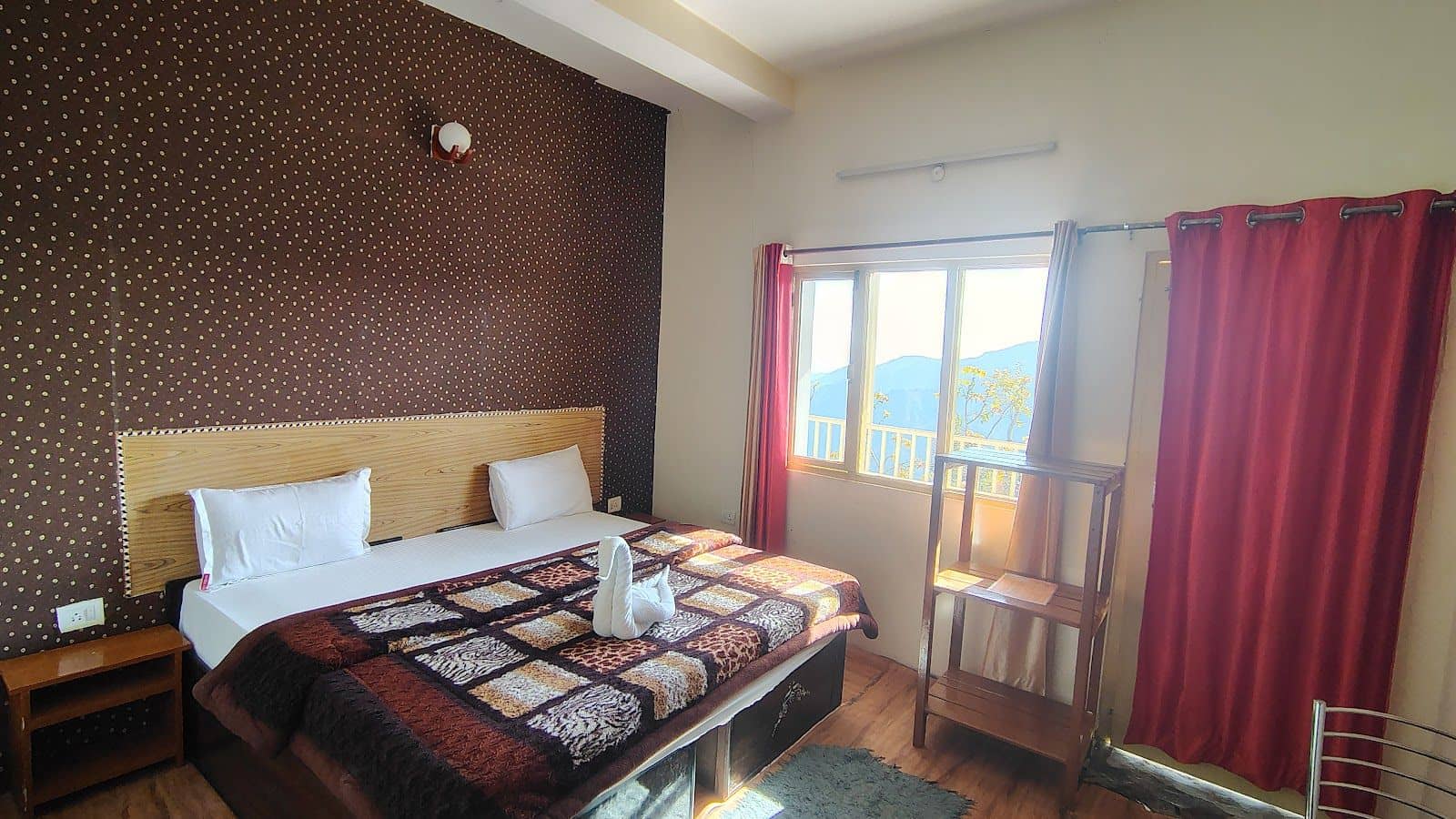 Homely Homestay w/ Mountain Views & Dog, Uttarakhand - Uttarakhand photo 3