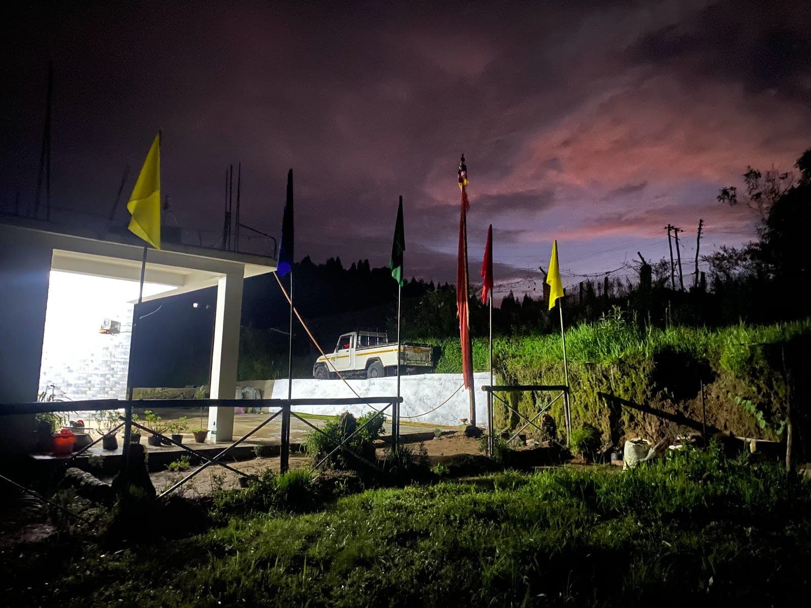 Mountain Escape: Cozy Homestay with Panoramic View in Kurseong 1