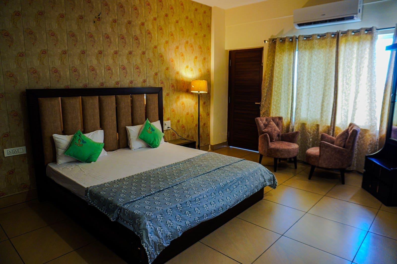 4BR Penthouse w/ Rooftop Views & Ghats in Rishikesh, Uttarakhand 5