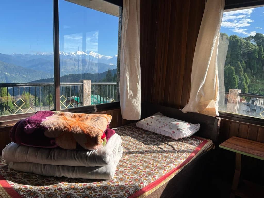 Serene Mountain Retreat with Stunning Views - Pulbazar photo 3
