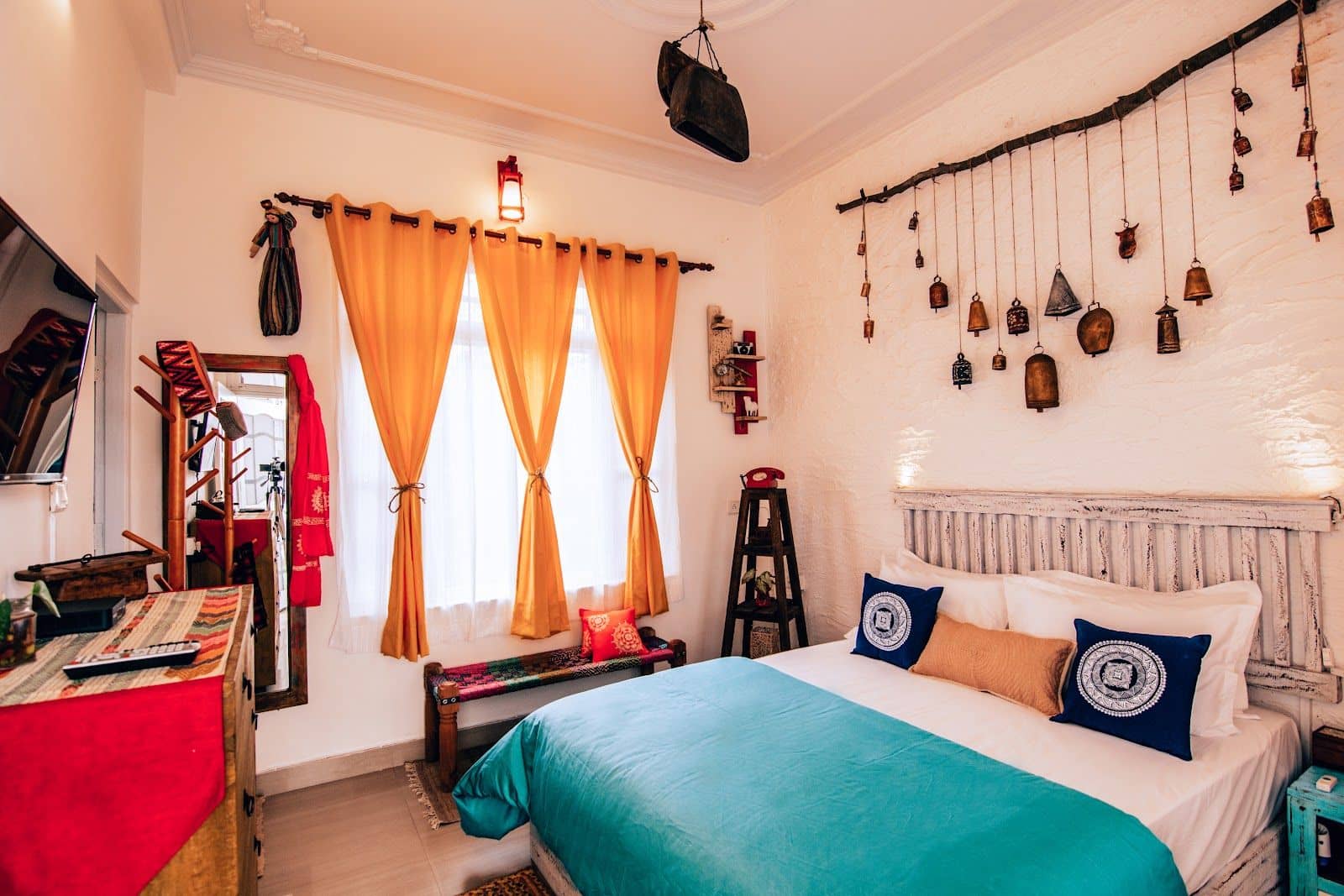 Balcony Views Homestay w/ Café, HP - Bir, HP photo 5