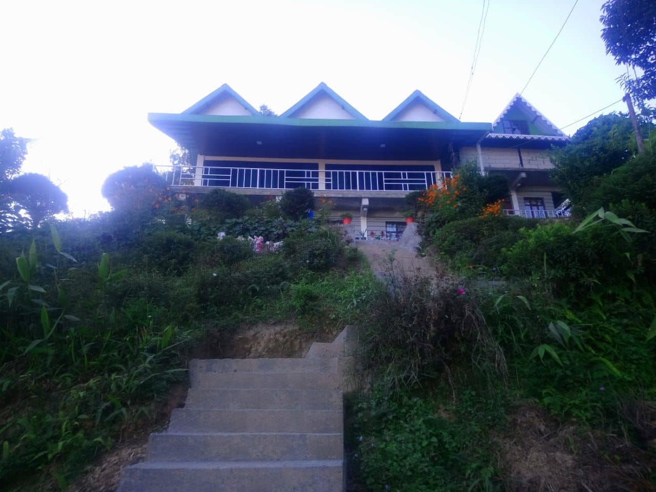 Escape to our hillside heaven - Takdah