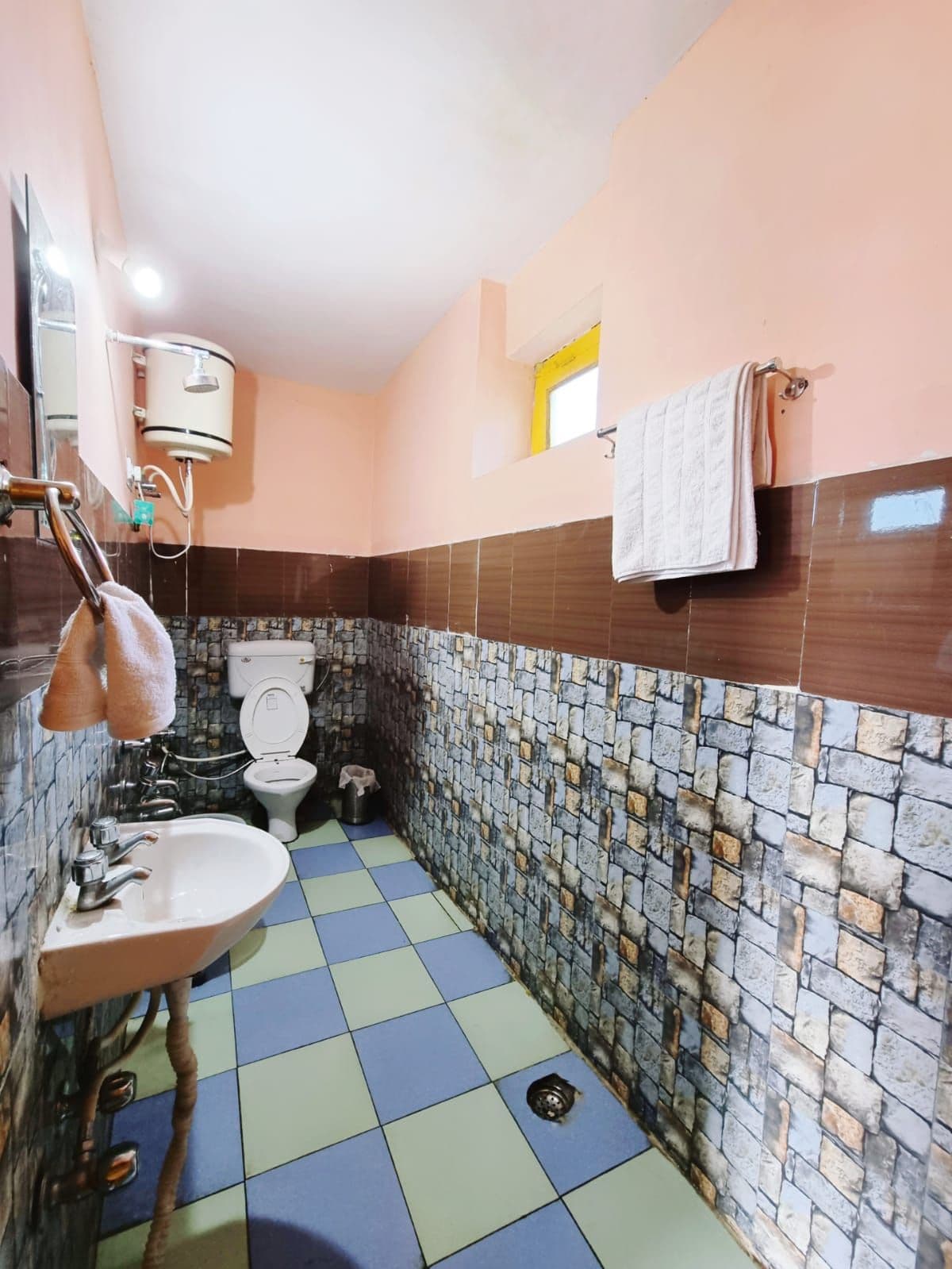 Elevated Homestay w/ Valley Views, HP in Himachal Pradesh Chitkul 2