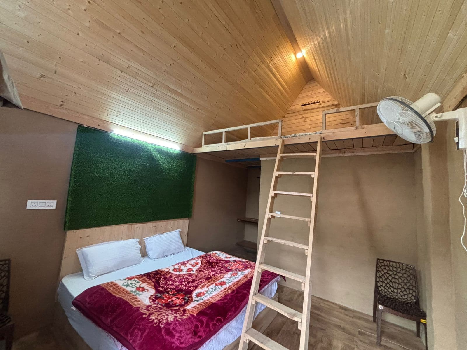 House w/ Mountain Views & Bonfire, HP in Halgarh, HP 2