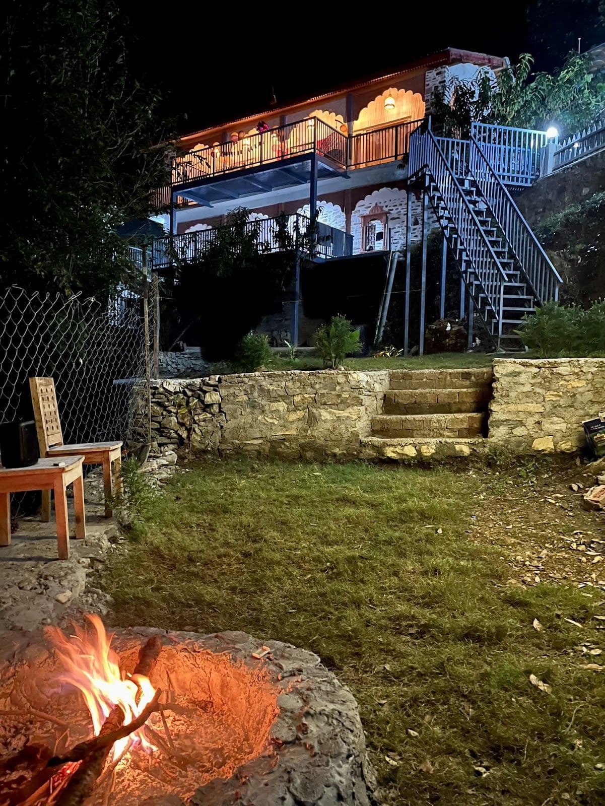 Hilltop w/ Bonfire & Home Meals, HP in India 8