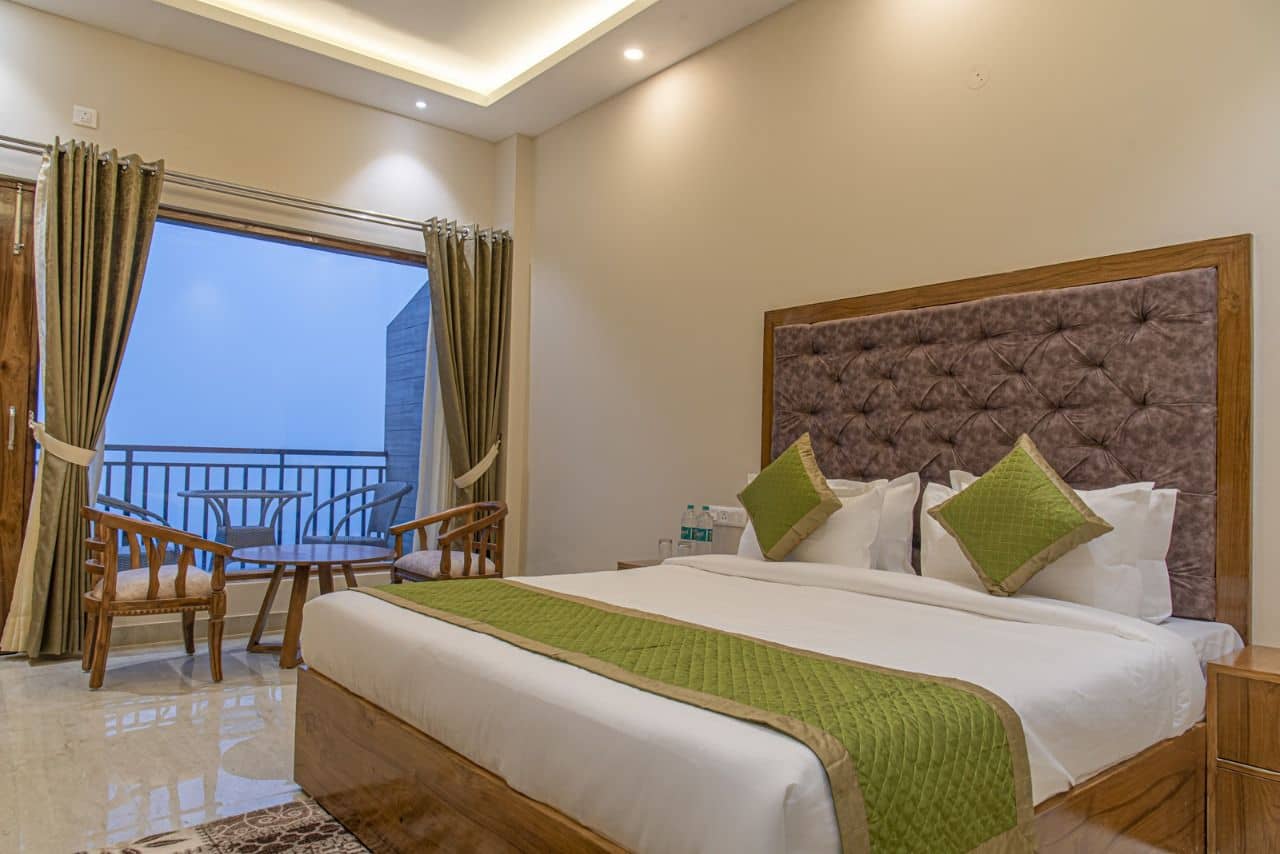 7BR Homestay w/ Rooftop & Pool, HP - Himachal Pradesh photo 3