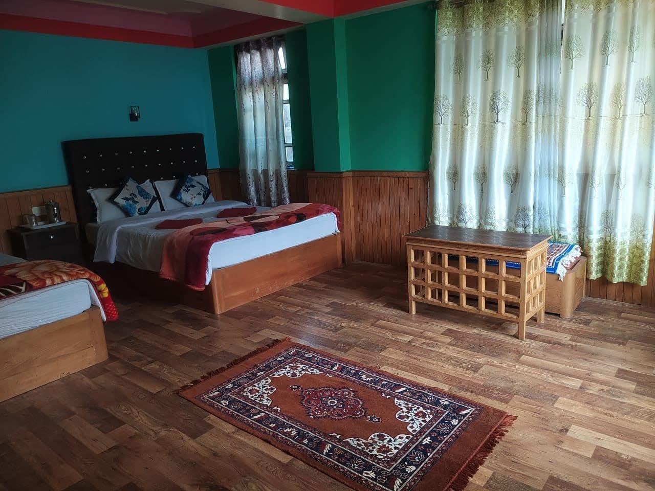 Mountain View Hotel w/ Applaudable Hospitality in Lachen, Sikkim 2