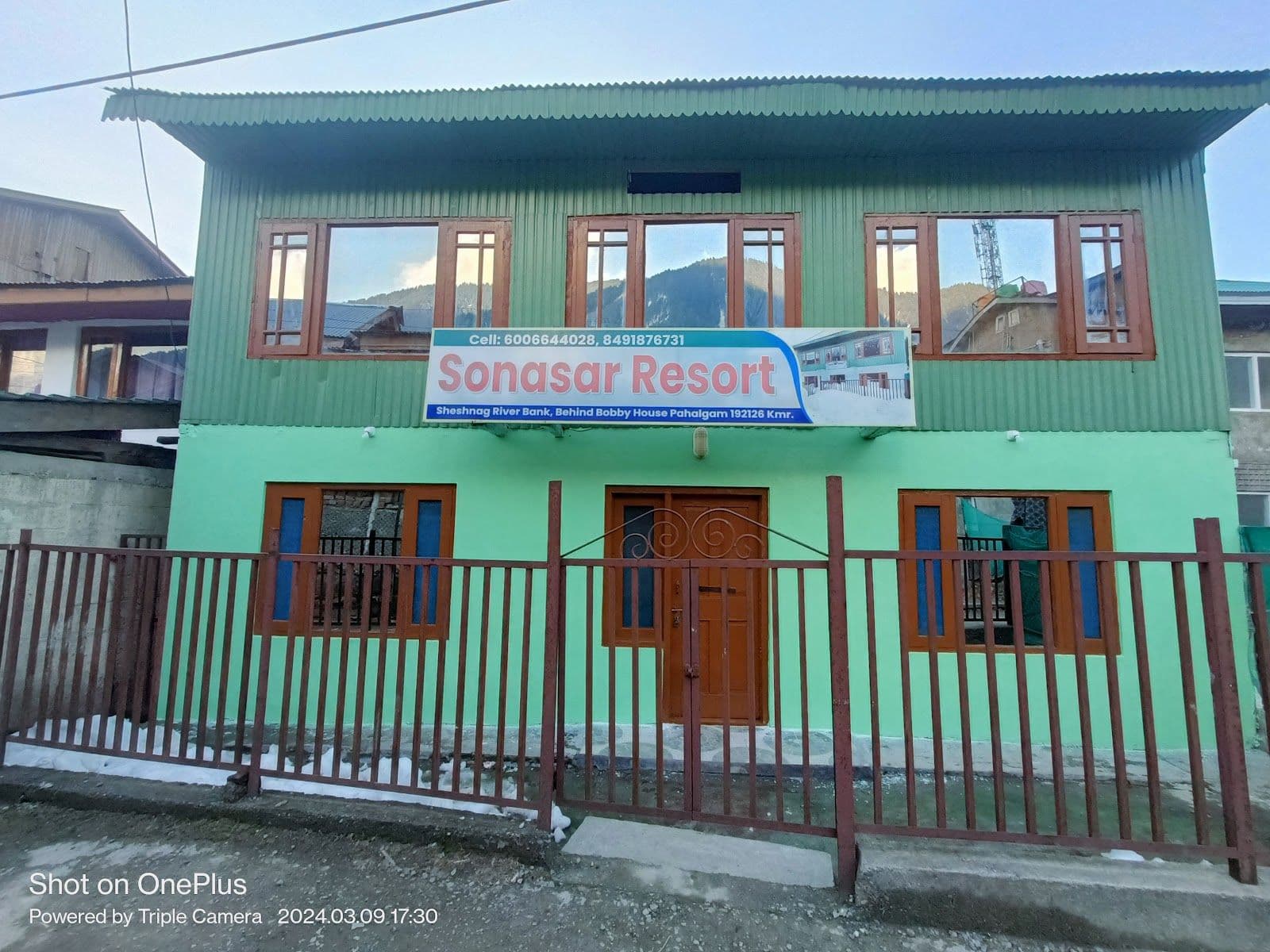 Homestay by Lidder River, Kitchen Access, J&K in Jammu & Kashmir 8