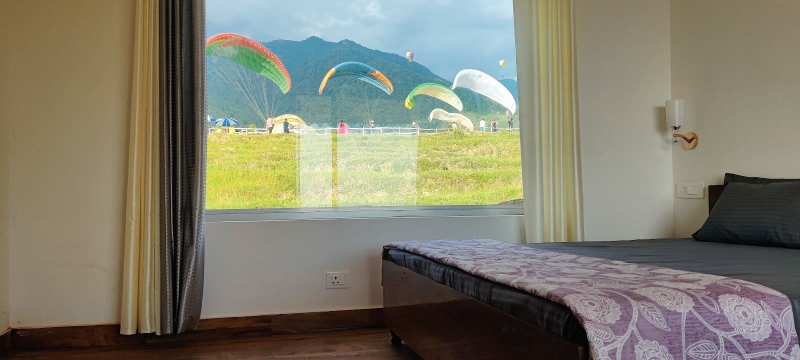 Hillview Cottage w/ Paragliding Views, HP in Bir, HP 2