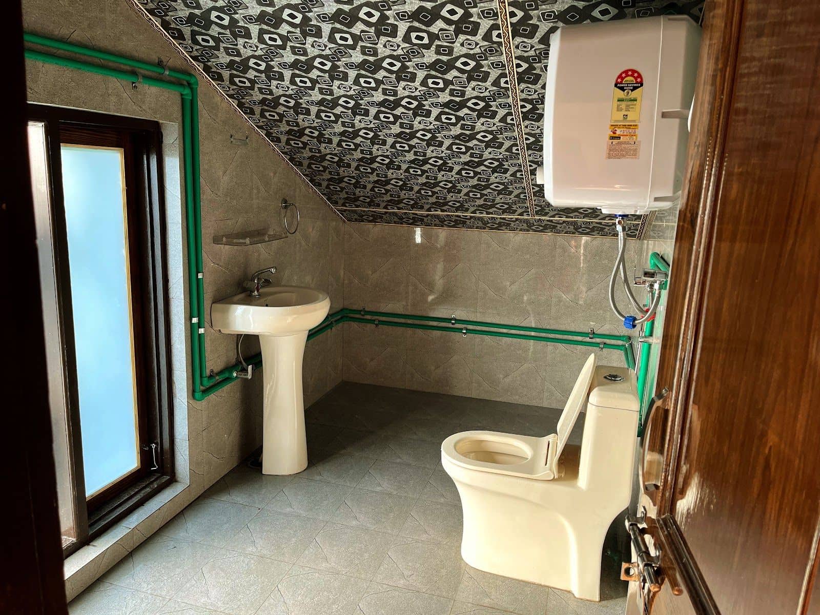 Mountain View Homestay w/ Home Meals, HP - Keylong, HP photo 4