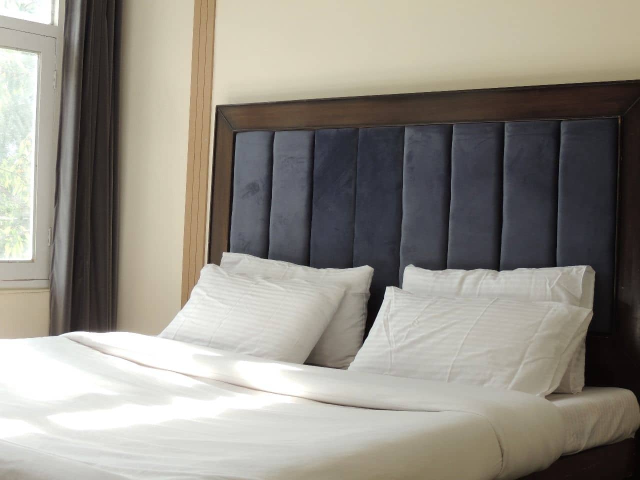 Sunny Homestay w/ Rooftop Views & Meals, Ladakh - Skardu, Ladakh photo 3