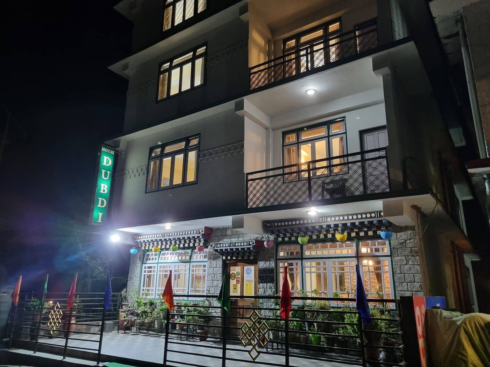 Hotel Dubdi Pelling (Linkage Hotels & Resorts)| Luxury Hotel at Upper pelling near Helipad - Sikkim, Pelling