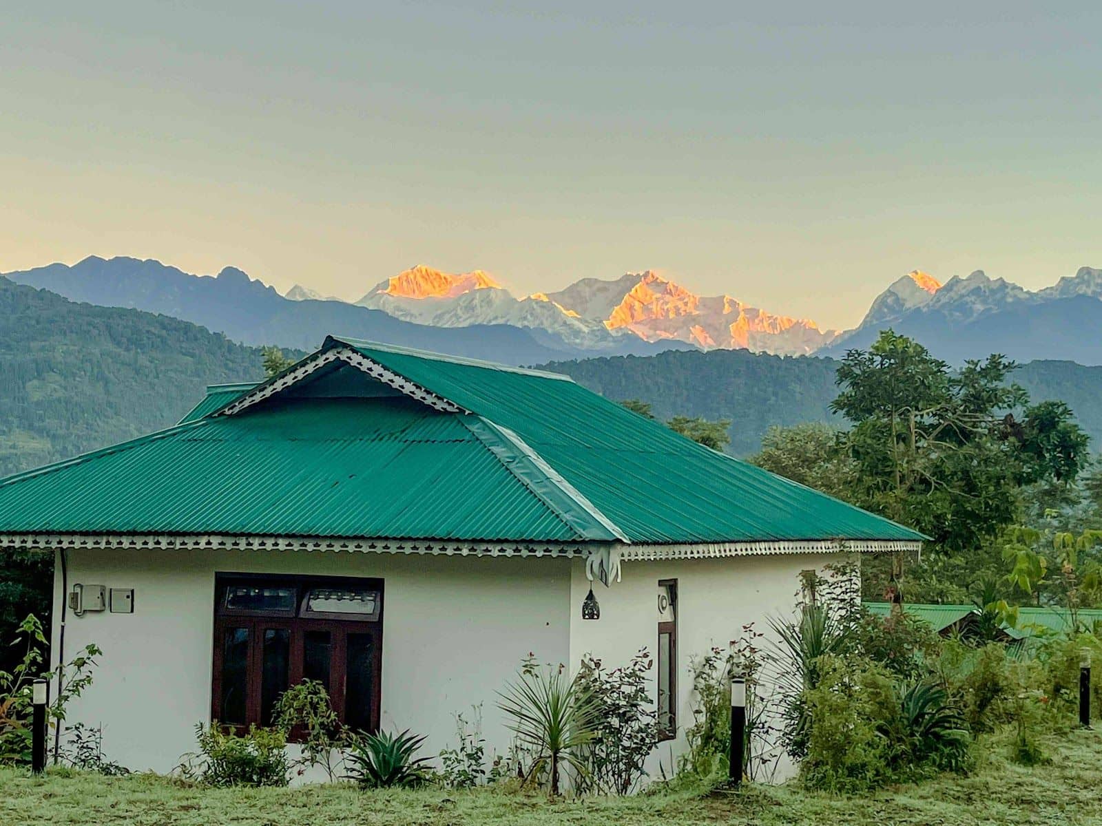 Kanchenjunga View Resort w/ Birdwatching, Sikkim -
