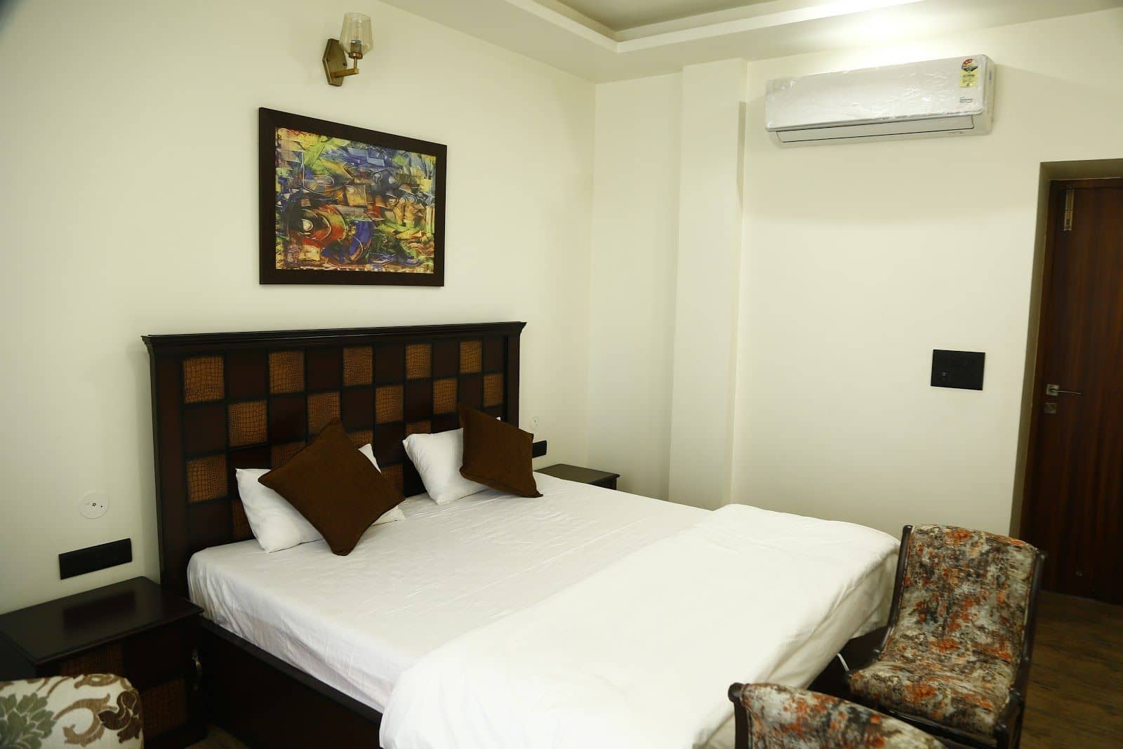 City Homestay w/ Home Meals & Great Staff - Dehradun, Uttarakhand photo 5