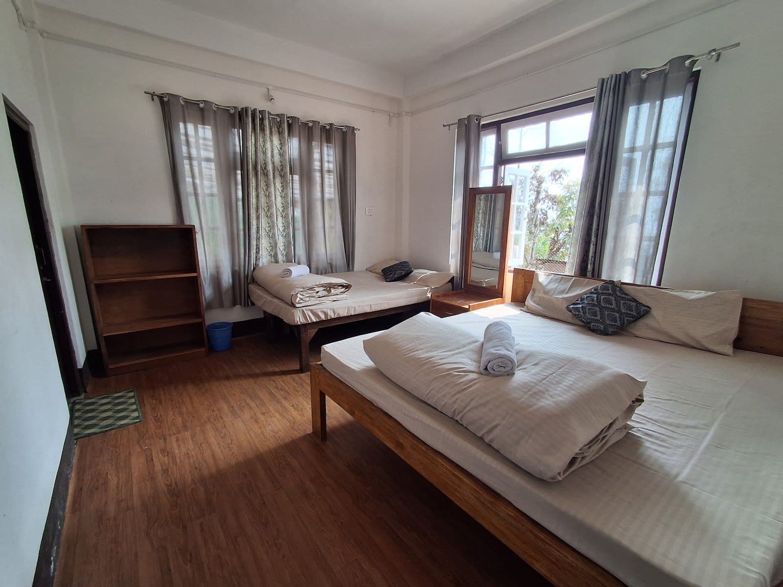 Tranquil Retreat with Spectacular Views in Takdah 2