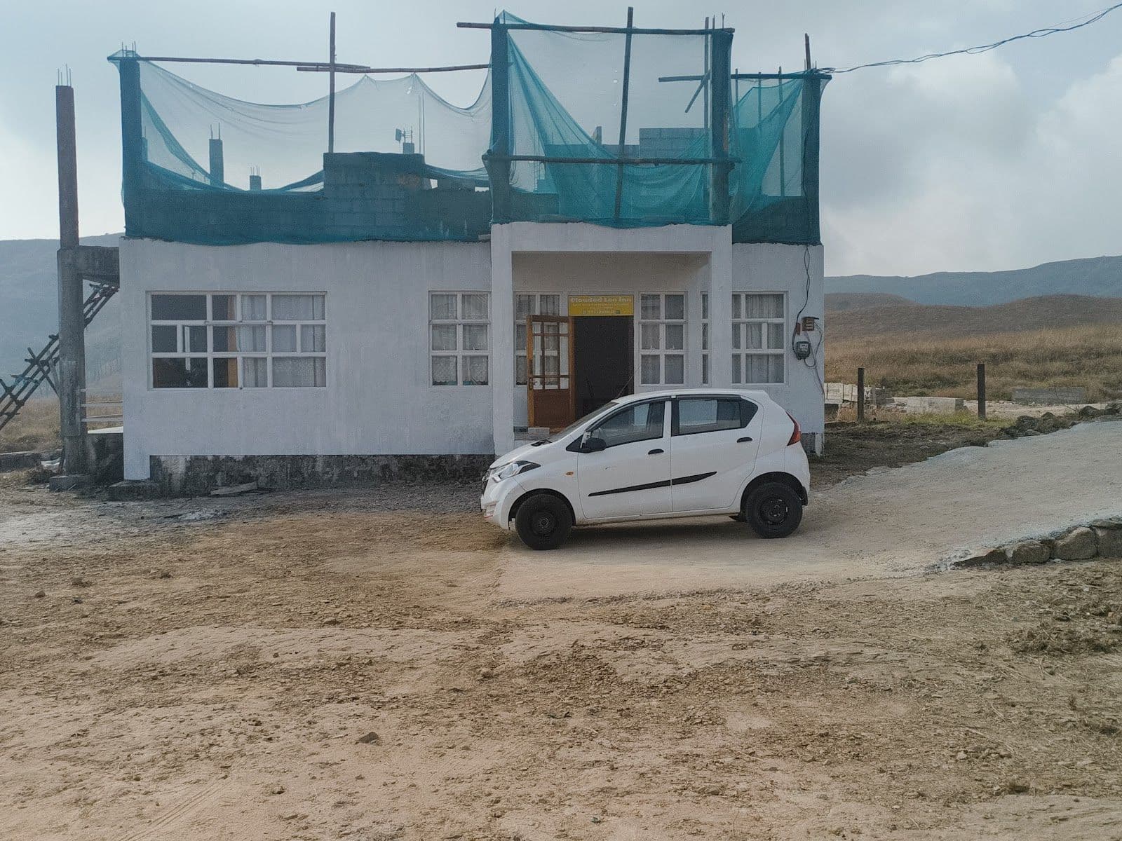 Tranquil Riverside Retreat with Mountain Views photo