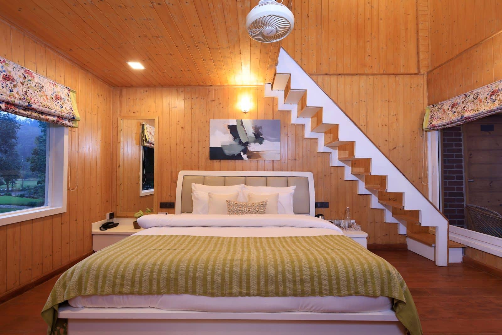 Hills & Forest Villas w/ Bonfire & Meals, UK - Dehradun, UK photo 3