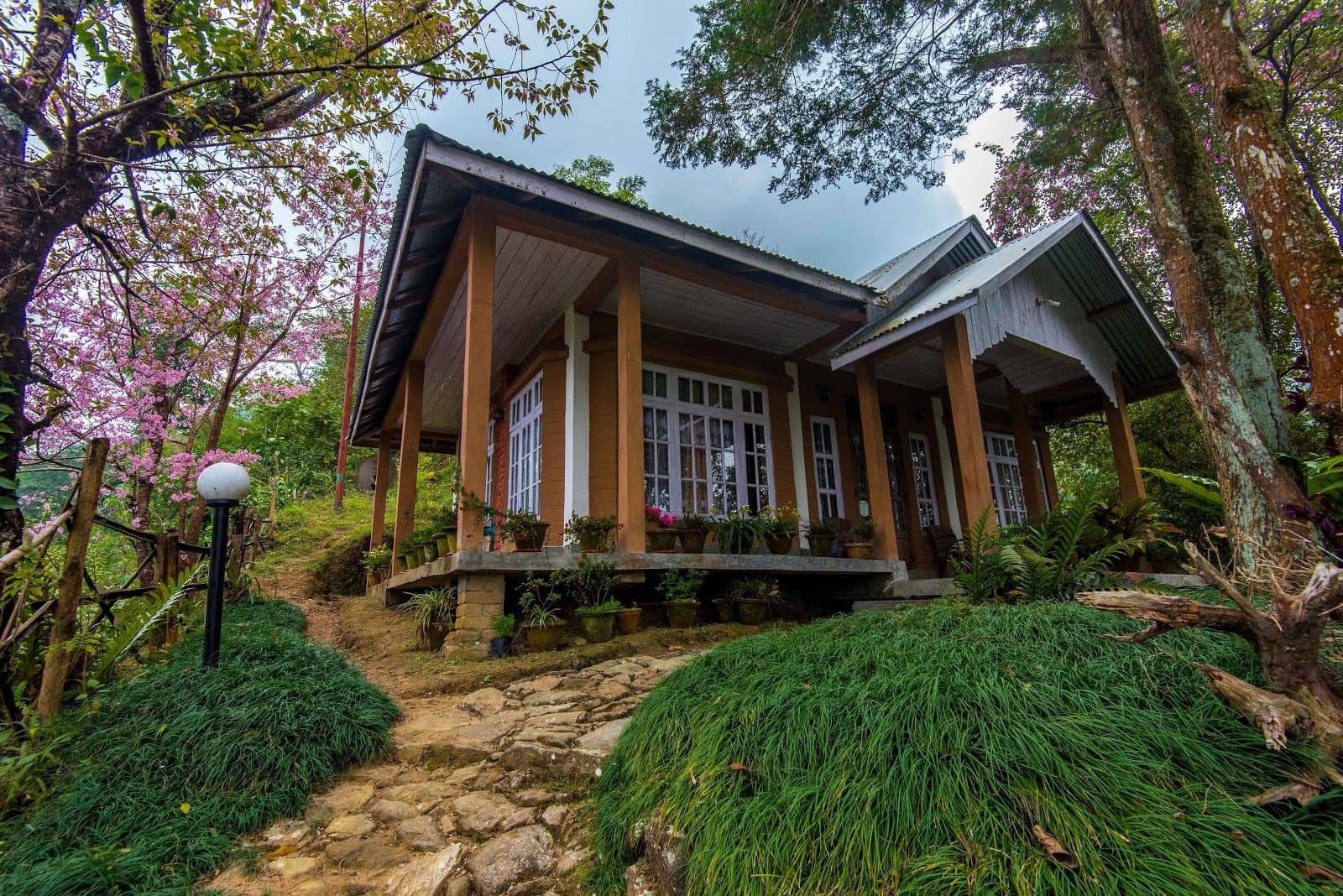 3BR | Quiet Country Home Near Mirik Lake - Darjeeling