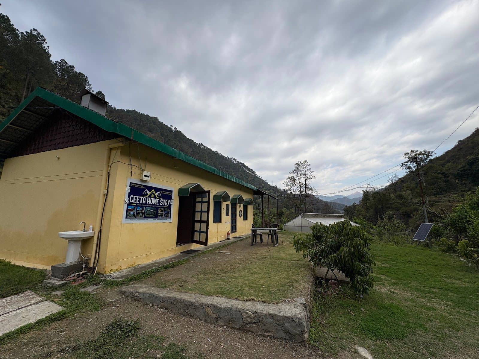 Riverside Homestay w/ Bonfire & Meals, Uttarakhand - Khankra, Uttarakhand photo 5