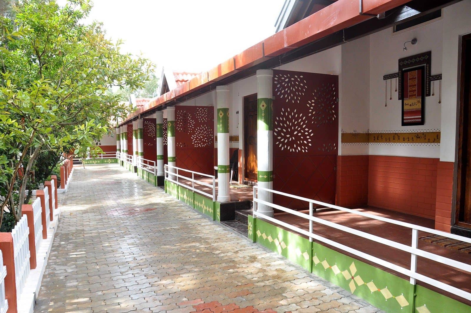 TT, Badminton, Archery w/ Wifi in Coffee Estate - India photo 5