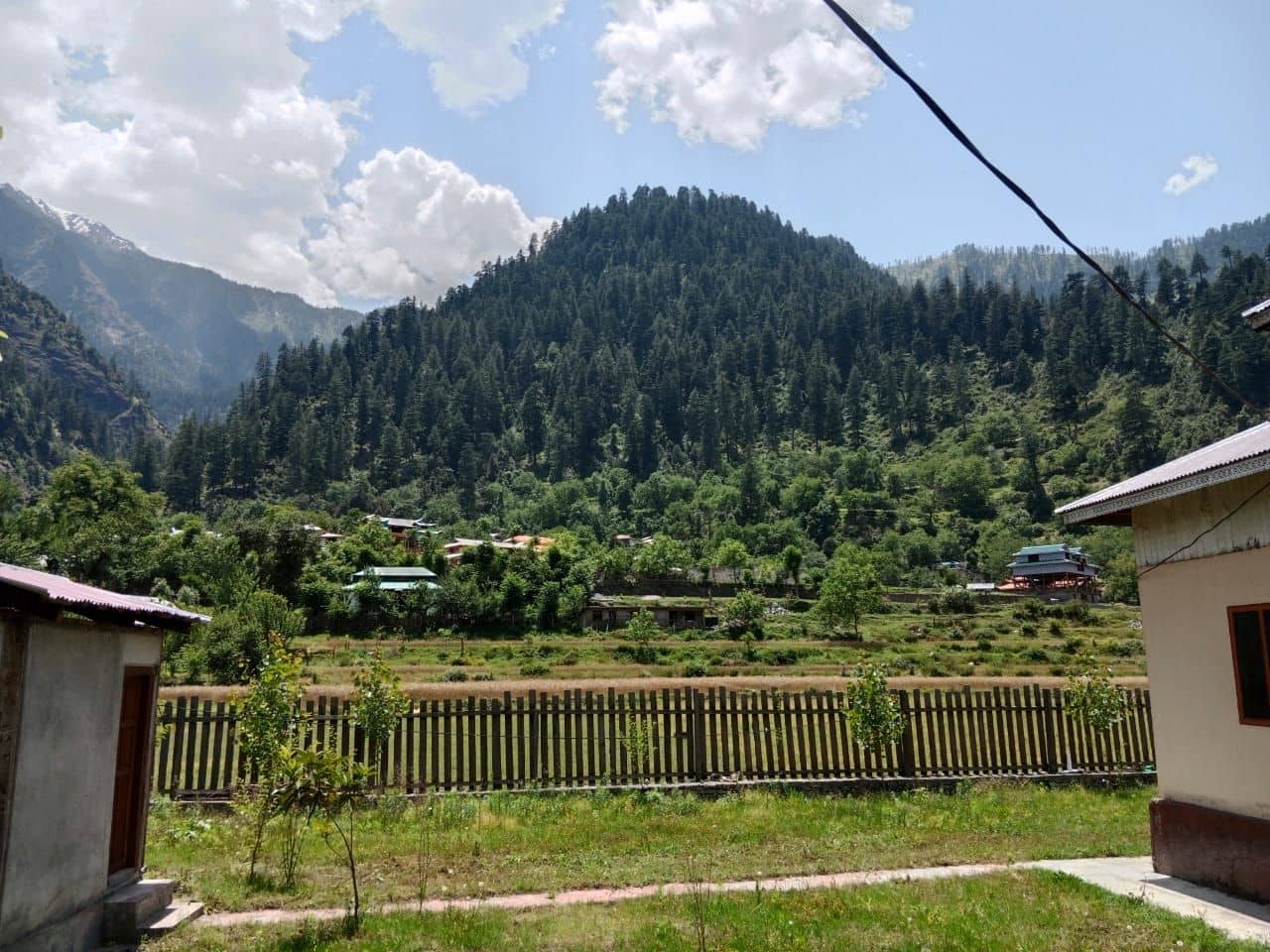 Spacious Homestay w/ Valley Views, Azad Kashmir - Salkhala, Azad Kashmir