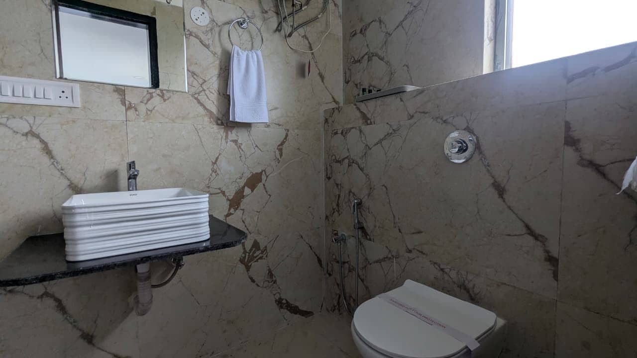 Viewpoint Bungalow w/ Delicious Food, Assam - Assam, Haflong photo 4