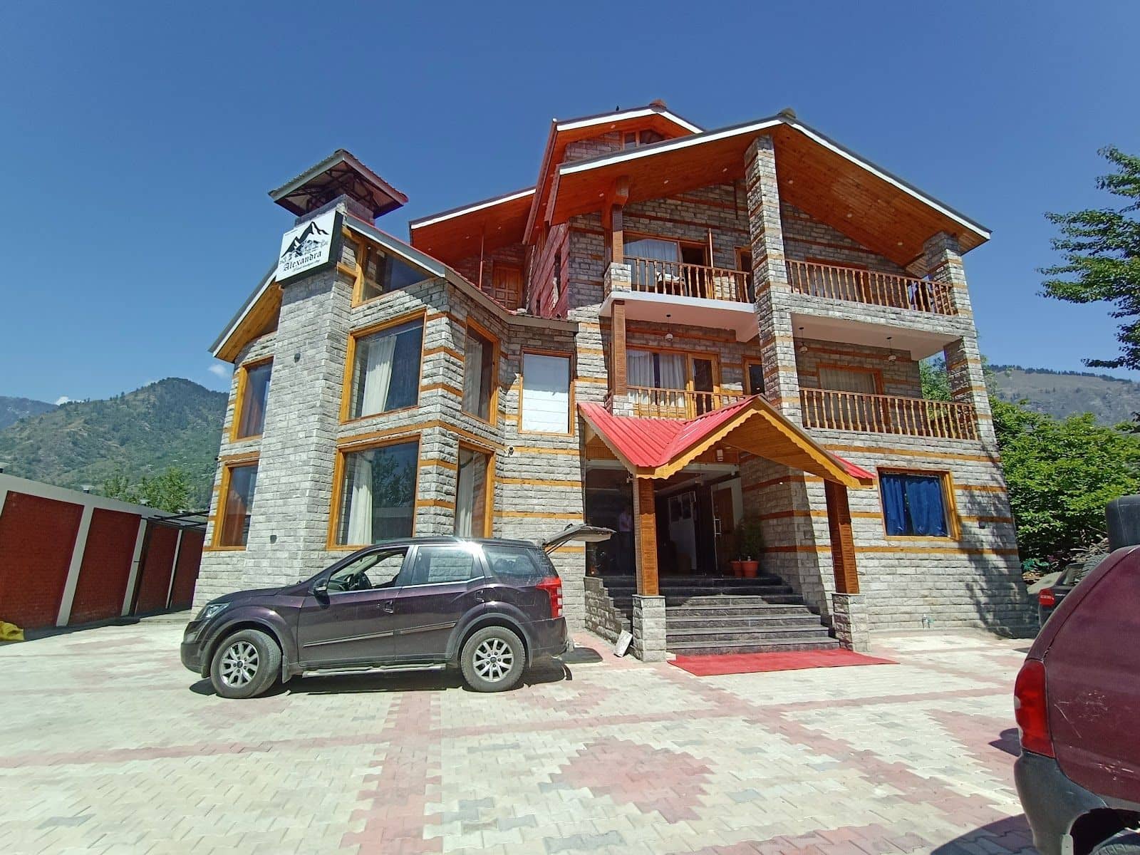 Mountain Cottage w/ Beas River Views, HP - Manali, HP photo 5