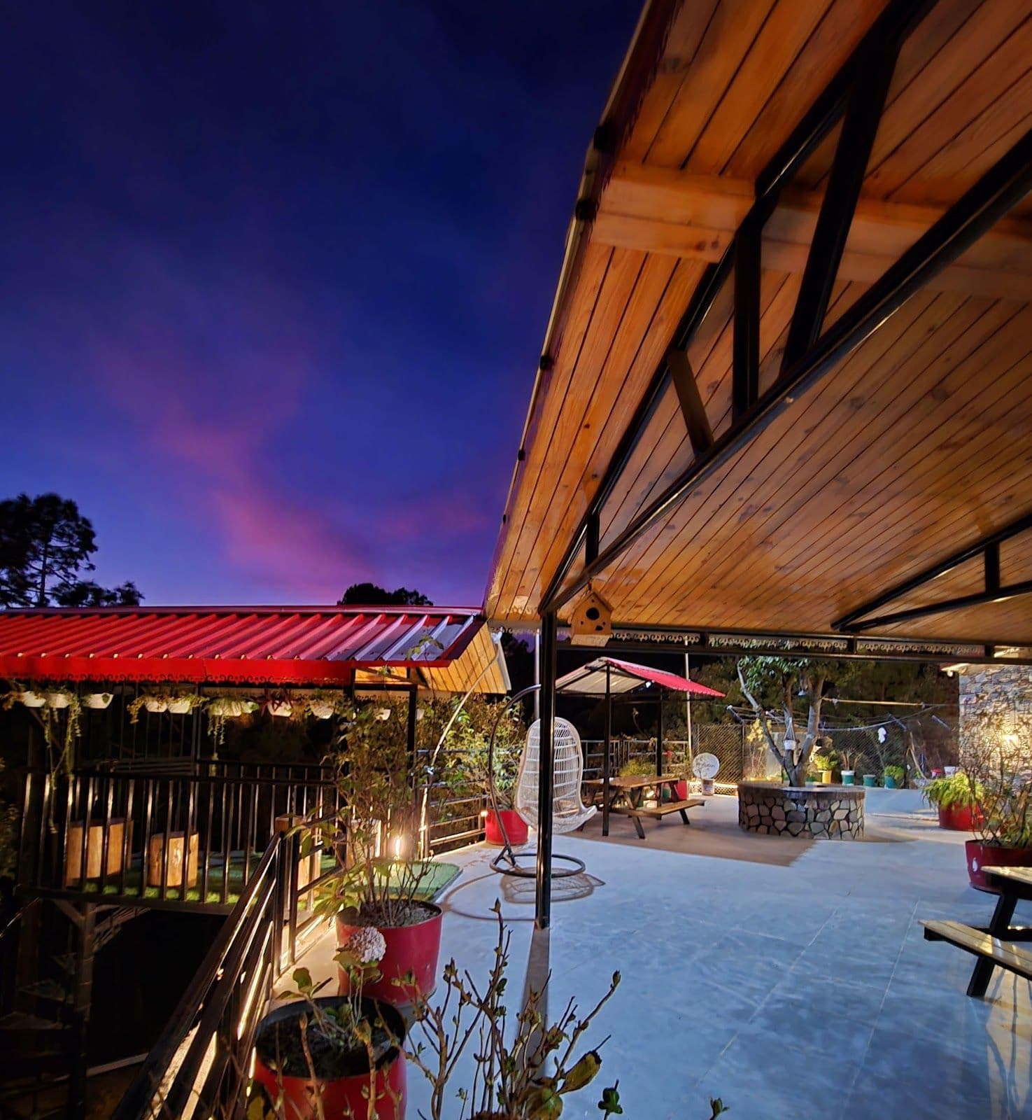 Forest Homestay w/ Home Meals & Bonfire in Manila, Uttarakhand 5