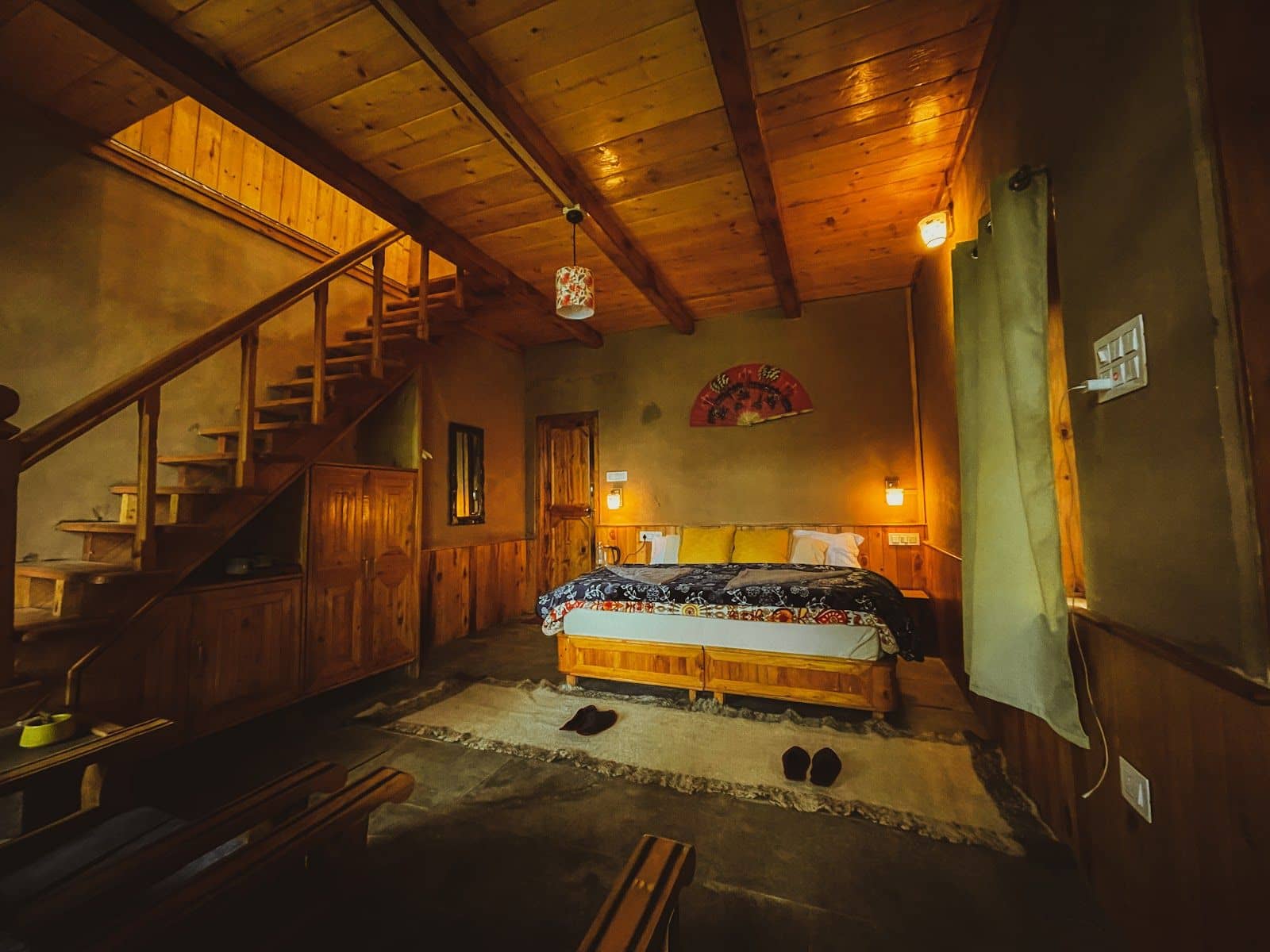 Wooden Duplex Cottages w/ Valley Views, HP - Naggar, HP photo 4